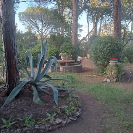 L'esbadaia Villa *