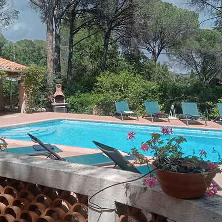 L'esbadaia Villa