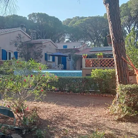 Villa L'esbadaia *