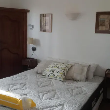 L'esbadaia Villa *